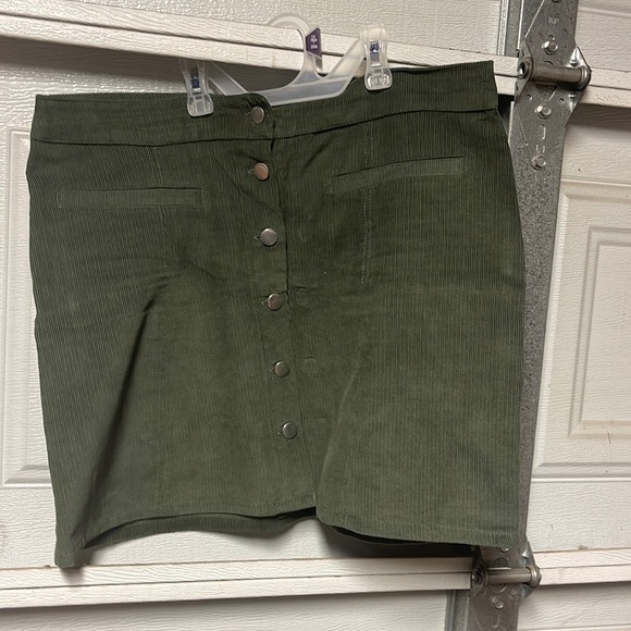 Dresses & Skirts - XL Corduroy skirt